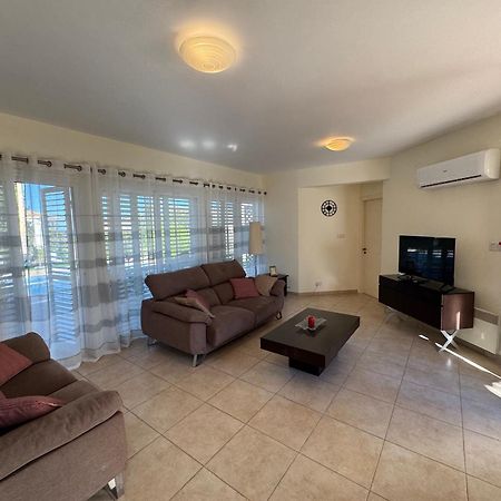 Beach Villa Sofia Нео-Хорио Экстерьер фото