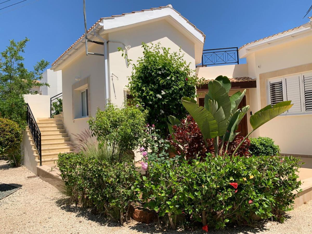 Beach Villa Sofia Нео-Хорио Экстерьер фото